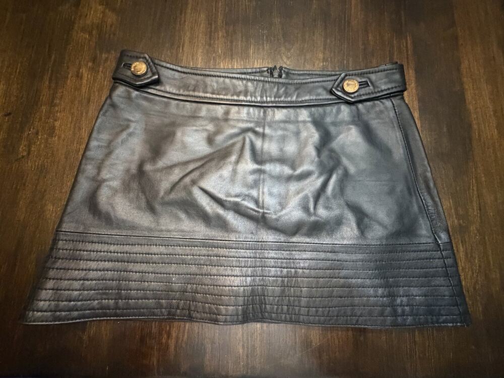 Guess by Marciano Leather Tiny Mini Skirt Women's Size 0 Waist 28 Inche Vintage
